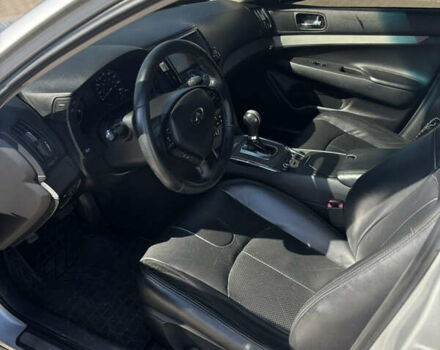 Серый Инфинити G25, объемом двигателя 2.5 л и пробегом 187 тыс. км за 9500 $, фото 5 на Automoto.ua