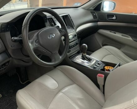 Серый Инфинити G25, объемом двигателя 2.5 л и пробегом 225 тыс. км за 4500 $, фото 5 на Automoto.ua