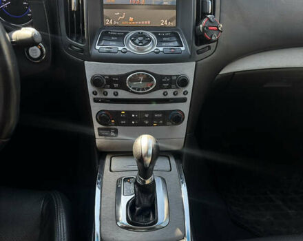 Серый Инфинити G25, объемом двигателя 2.5 л и пробегом 187 тыс. км за 9500 $, фото 8 на Automoto.ua