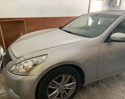 Серый Инфинити G25, объемом двигателя 2.5 л и пробегом 225 тыс. км за 4500 $, фото 4 на Automoto.ua