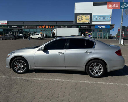 Серый Инфинити G25, объемом двигателя 2.5 л и пробегом 187 тыс. км за 9500 $, фото 4 на Automoto.ua