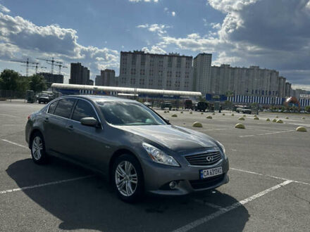 Інфініті G25 2010 у Києві на Automoto.ua Сірий Інфініті G25, об'ємом двигуна 2.5 л та пробігом 199 тис. км за 7500 $, фото 1 на Automoto.ua