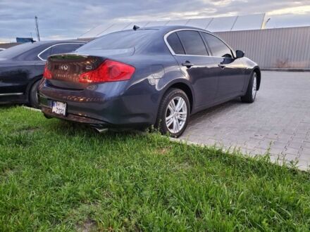 Серый Инфинити G25, объемом двигателя 2.5 л и пробегом 127 тыс. км за 9300 $, фото 1 на Automoto.ua