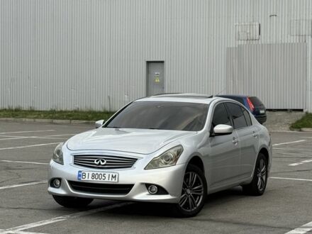 Инфинити G25 2011 в Полтаве на Automoto.ua Серый Инфинити G25, объемом двигателя 2.5 л и пробегом 218 тыс. км за 9500 $, фото 1 на Automoto.ua