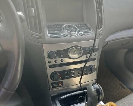 Синий Инфинити G25, объемом двигателя 2.5 л и пробегом 219 тыс. км за 9900 $, фото 6 на Automoto.ua