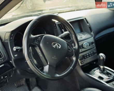 Синий Инфинити G25, объемом двигателя 2.5 л и пробегом 125 тыс. км за 7400 $, фото 4 на Automoto.ua