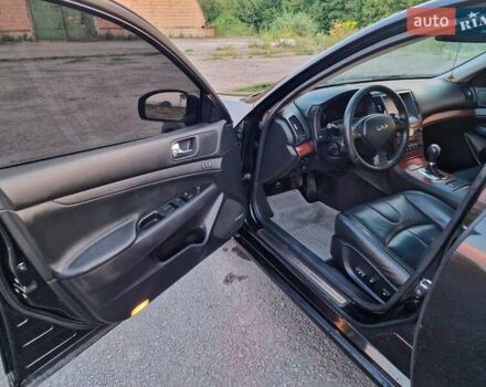Чорний Інфініті G35, об'ємом двигуна 3.5 л та пробігом 299 тис. км за 6500 $, фото 12 на Automoto.ua