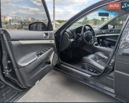 Чорний Інфініті G35, об'ємом двигуна 3.5 л та пробігом 220 тис. км за 8500 $, фото 5 на Automoto.ua