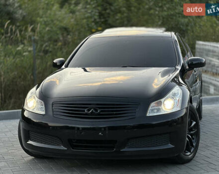 Черный Инфинити G35, объемом двигателя 0 л и пробегом 250 тыс. км за 10500 $, фото 4 на Automoto.ua