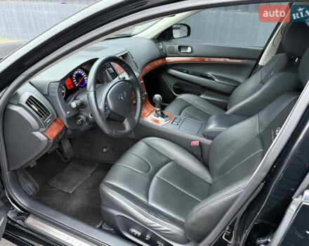 Черный Инфинити G35, объемом двигателя 3.5 л и пробегом 92 тыс. км за 10000 $, фото 6 на Automoto.ua