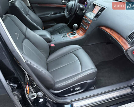 Черный Инфинити G35, объемом двигателя 3.5 л и пробегом 92 тыс. км за 10000 $, фото 18 на Automoto.ua