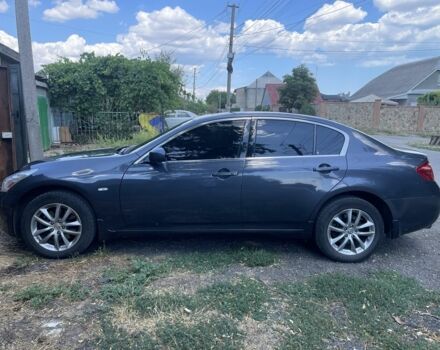 Серый Инфинити G35, объемом двигателя 3.5 л и пробегом 186 тыс. км за 9000 $, фото 2 на Automoto.ua