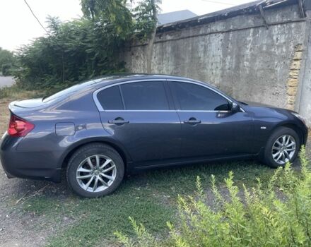 Серый Инфинити G35, объемом двигателя 3.5 л и пробегом 186 тыс. км за 9000 $, фото 3 на Automoto.ua