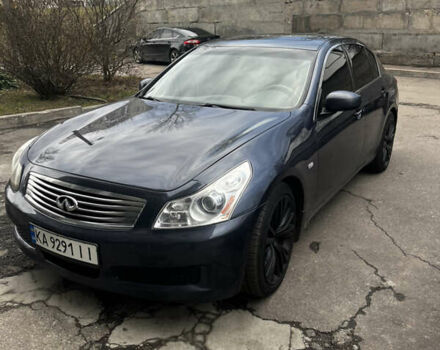 Серый Инфинити G35, объемом двигателя 3.5 л и пробегом 240 тыс. км за 9000 $, фото 1 на Automoto.ua