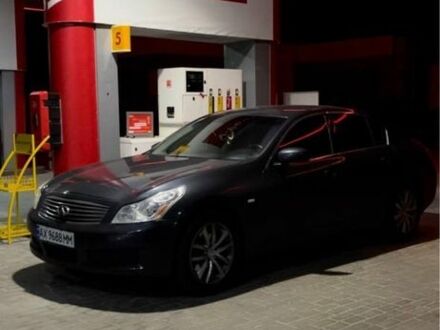 Серый Инфинити G35, объемом двигателя 3.5 л и пробегом 180 тыс. км за 8100 $, фото 1 на Automoto.ua