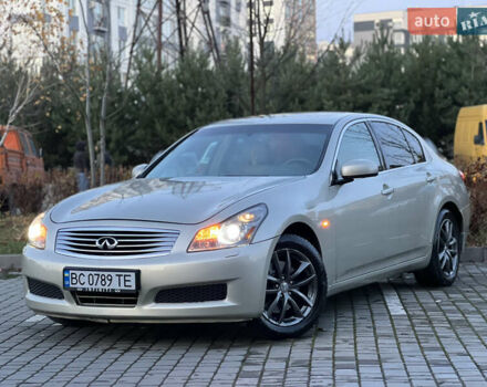 Серый Инфинити G35, объемом двигателя 3.5 л и пробегом 318 тыс. км за 6600 $, фото 1 на Automoto.ua
