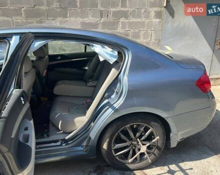 Синий Инфинити G35, объемом двигателя 3.5 л и пробегом 141 тыс. км за 4500 $, фото 7 на Automoto.ua