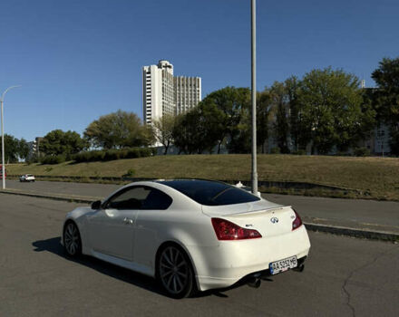 Белый Инфинити G37, объемом двигателя 3.7 л и пробегом 228 тыс. км за 13000 $, фото 5 на Automoto.ua