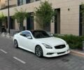 Белый Инфинити G37, объемом двигателя 3.7 л и пробегом 228 тыс. км за 13000 $, фото 1 на Automoto.ua