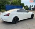 Белый Инфинити G37, объемом двигателя 3.7 л и пробегом 240 тыс. км за 6500 $, фото 1 на Automoto.ua