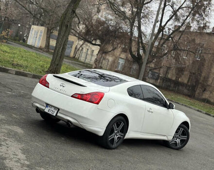 Белый Инфинити G37, объемом двигателя 3.7 л и пробегом 200 тыс. км за 10999 $, фото 12 на Automoto.ua