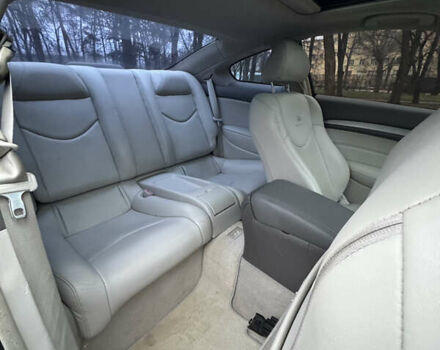 Белый Инфинити G37, объемом двигателя 3.7 л и пробегом 200 тыс. км за 10999 $, фото 30 на Automoto.ua