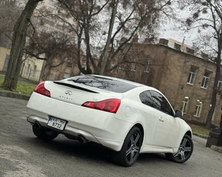 Белый Инфинити G37, объемом двигателя 3.7 л и пробегом 200 тыс. км за 10999 $, фото 14 на Automoto.ua