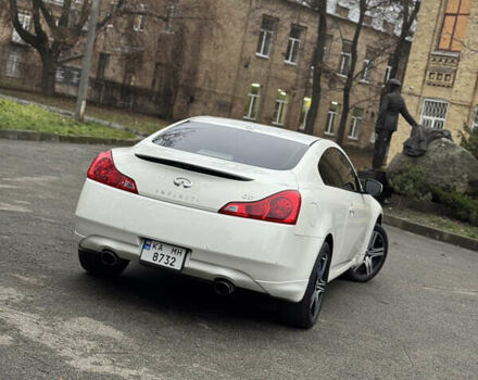 Белый Инфинити G37, объемом двигателя 3.7 л и пробегом 200 тыс. км за 10999 $, фото 13 на Automoto.ua