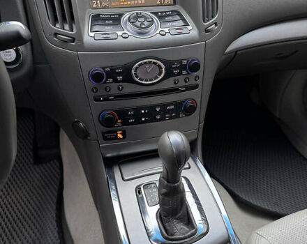 Белый Инфинити G37, объемом двигателя 3.7 л и пробегом 200 тыс. км за 10999 $, фото 18 на Automoto.ua