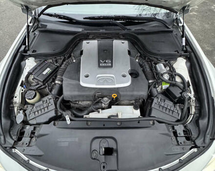 Белый Инфинити G37, объемом двигателя 3.7 л и пробегом 200 тыс. км за 10999 $, фото 34 на Automoto.ua