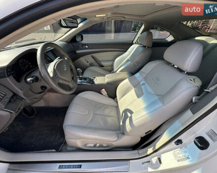 Белый Инфинити G37, объемом двигателя 3.7 л и пробегом 208 тыс. км за 12999 $, фото 23 на Automoto.ua