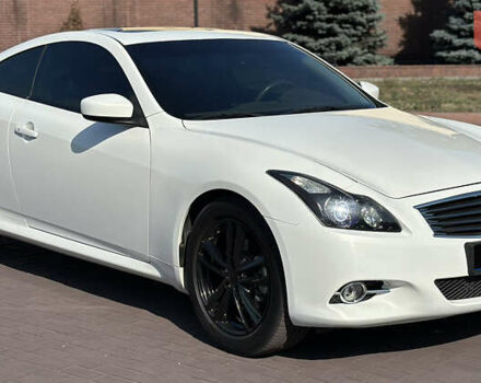 Белый Инфинити G37, объемом двигателя 3.7 л и пробегом 208 тыс. км за 12999 $, фото 12 на Automoto.ua