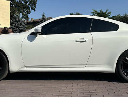 Белый Инфинити G37, объемом двигателя 3.7 л и пробегом 208 тыс. км за 12999 $, фото 21 на Automoto.ua