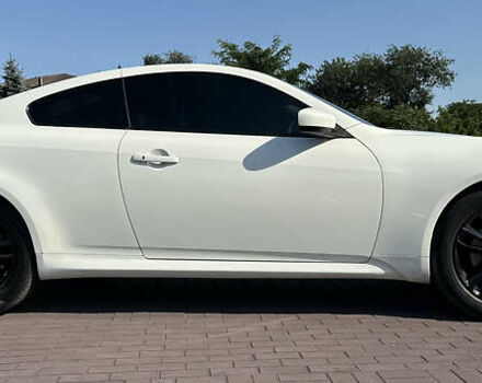 Белый Инфинити G37, объемом двигателя 3.7 л и пробегом 208 тыс. км за 12999 $, фото 14 на Automoto.ua