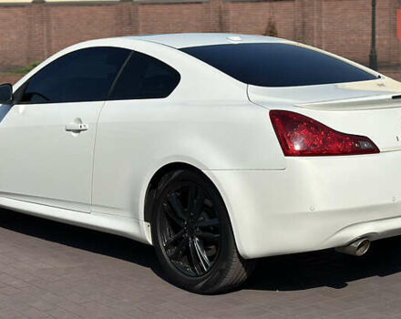 Белый Инфинити G37, объемом двигателя 3.7 л и пробегом 208 тыс. км за 12999 $, фото 20 на Automoto.ua