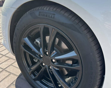 Белый Инфинити G37, объемом двигателя 3.7 л и пробегом 208 тыс. км за 12999 $, фото 42 на Automoto.ua