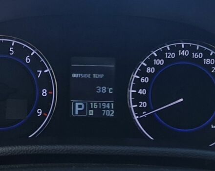 Білий Інфініті G37, об'ємом двигуна 3.7 л та пробігом 180 тис. км за 9900 $, фото 4 на Automoto.ua