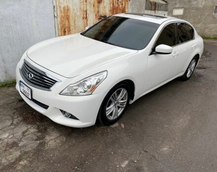 Белый Инфинити G37, объемом двигателя 3.7 л и пробегом 117 тыс. км за 11300 $, фото 1 на Automoto.ua