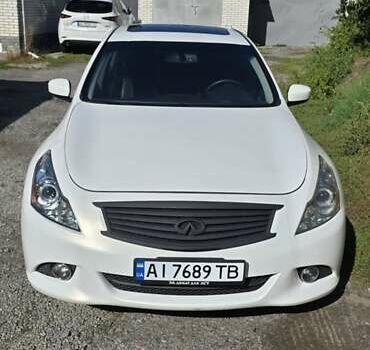 Белый Инфинити G37, объемом двигателя 3.7 л и пробегом 240 тыс. км за 11500 $, фото 5 на Automoto.ua