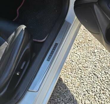 Белый Инфинити G37, объемом двигателя 3.7 л и пробегом 240 тыс. км за 11500 $, фото 4 на Automoto.ua