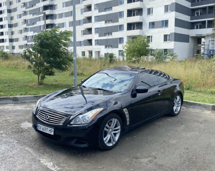 Черный Инфинити G37, объемом двигателя 3.7 л и пробегом 200 тыс. км за 8000 $, фото 1 на Automoto.ua