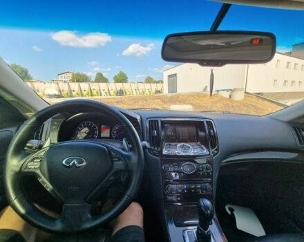 Черный Инфинити G37, объемом двигателя 0 л и пробегом 136 тыс. км за 10500 $, фото 4 на Automoto.ua