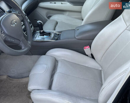 Черный Инфинити G37, объемом двигателя 3.7 л и пробегом 188 тыс. км за 9499 $, фото 8 на Automoto.ua