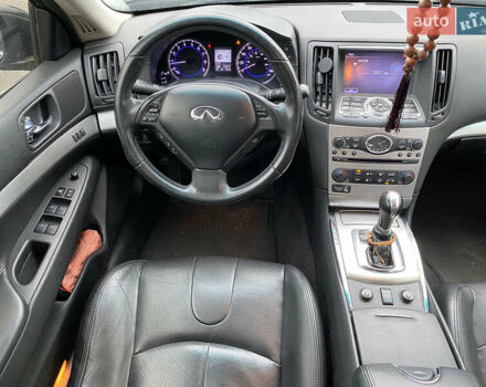 Черный Инфинити G37, объемом двигателя 3.7 л и пробегом 127 тыс. км за 11300 $, фото 10 на Automoto.ua