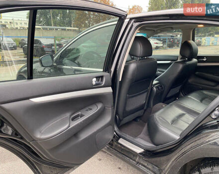 Черный Инфинити G37, объемом двигателя 3.7 л и пробегом 127 тыс. км за 11300 $, фото 11 на Automoto.ua