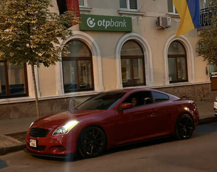 Красный Инфинити G37, объемом двигателя 3.7 л и пробегом 210 тыс. км за 10000 $, фото 15 на Automoto.ua