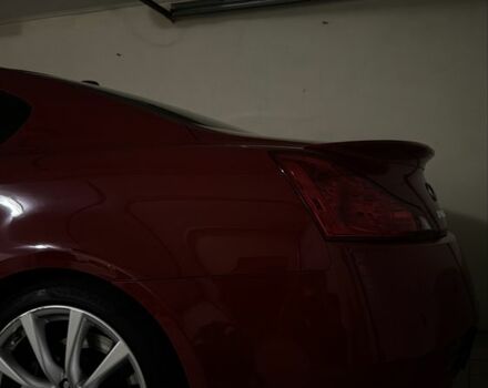 Красный Инфинити G37, объемом двигателя 3.7 л и пробегом 80 тыс. км за 11000 $, фото 6 на Automoto.ua