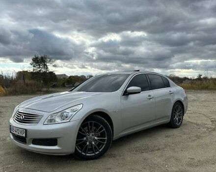Серый Инфинити G37, объемом двигателя 3.7 л и пробегом 250 тыс. км за 10500 $, фото 10 на Automoto.ua