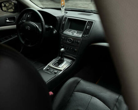 Серый Инфинити G37, объемом двигателя 3.7 л и пробегом 243 тыс. км за 13300 $, фото 22 на Automoto.ua