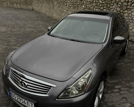 Серый Инфинити G37, объемом двигателя 3.7 л и пробегом 243 тыс. км за 13300 $, фото 4 на Automoto.ua